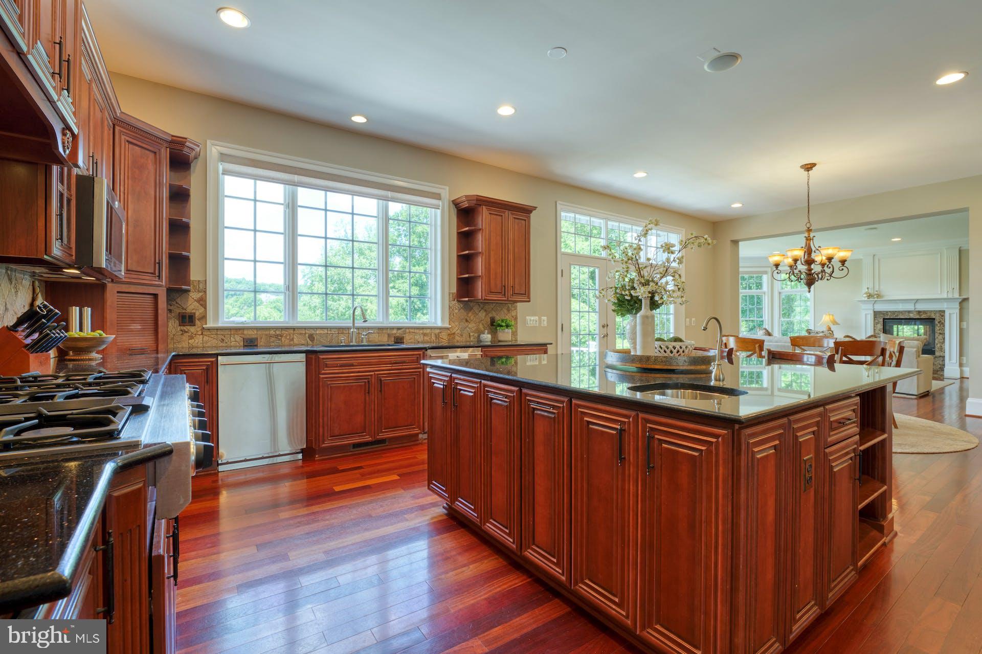 BEACON HILL - Residential