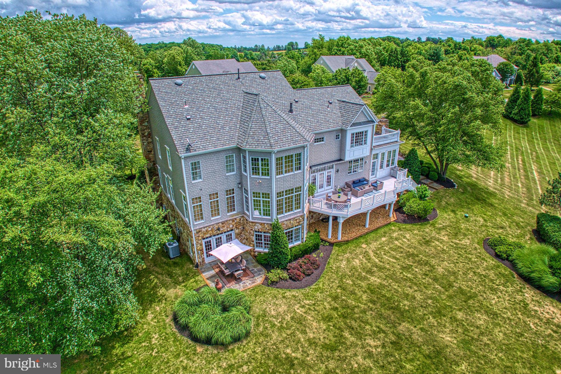 BEACON HILL - Residential