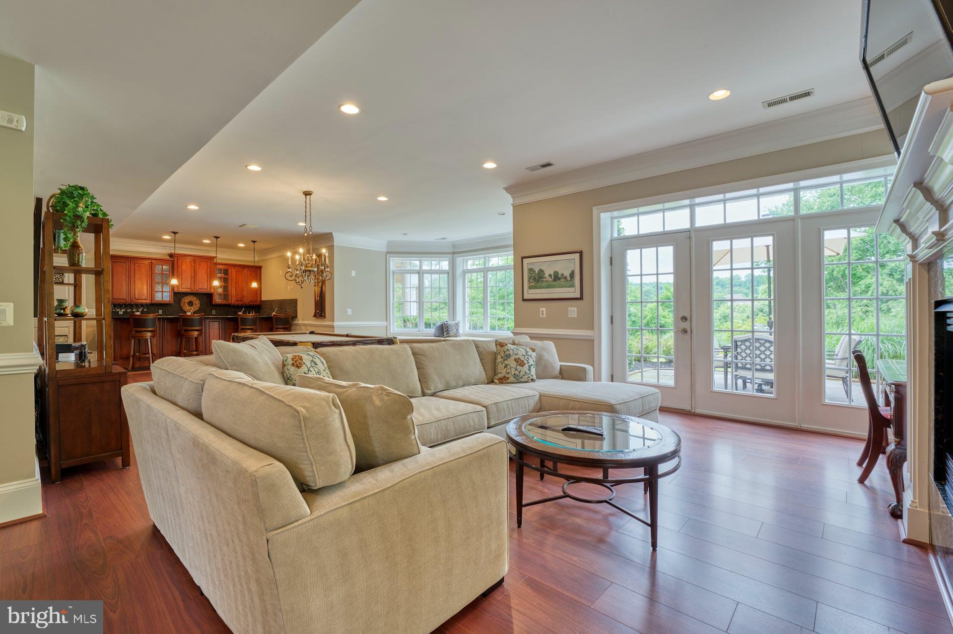 BEACON HILL - Residential