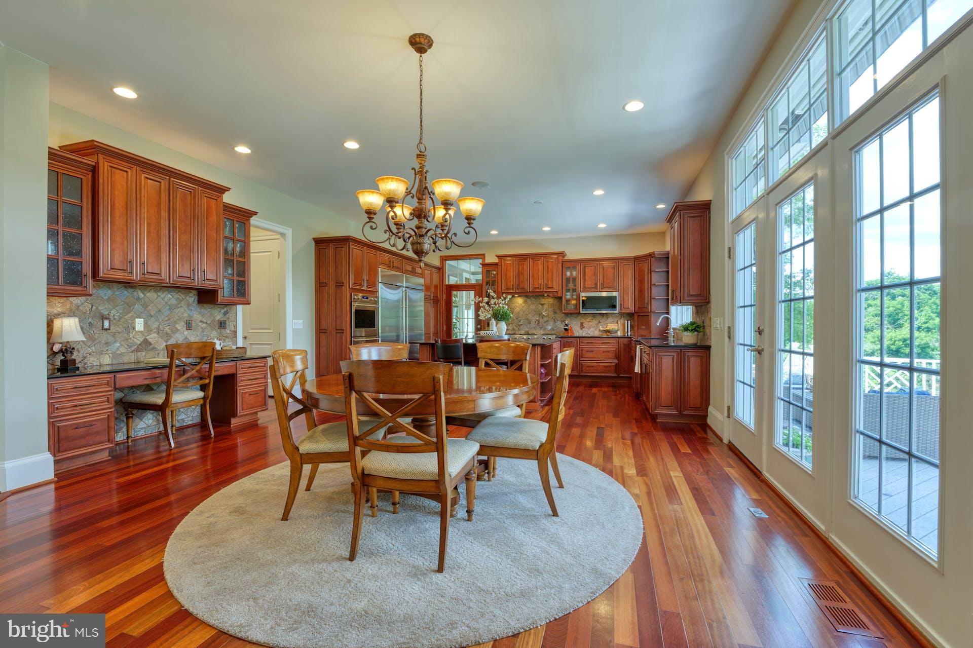 BEACON HILL - Residential