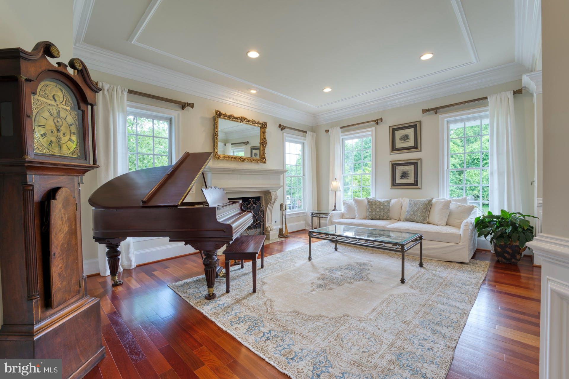 BEACON HILL - Residential