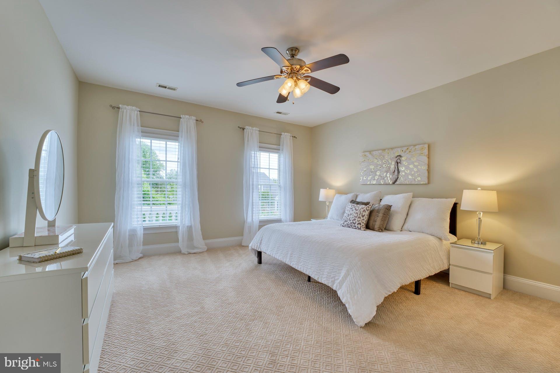 BEACON HILL - Residential