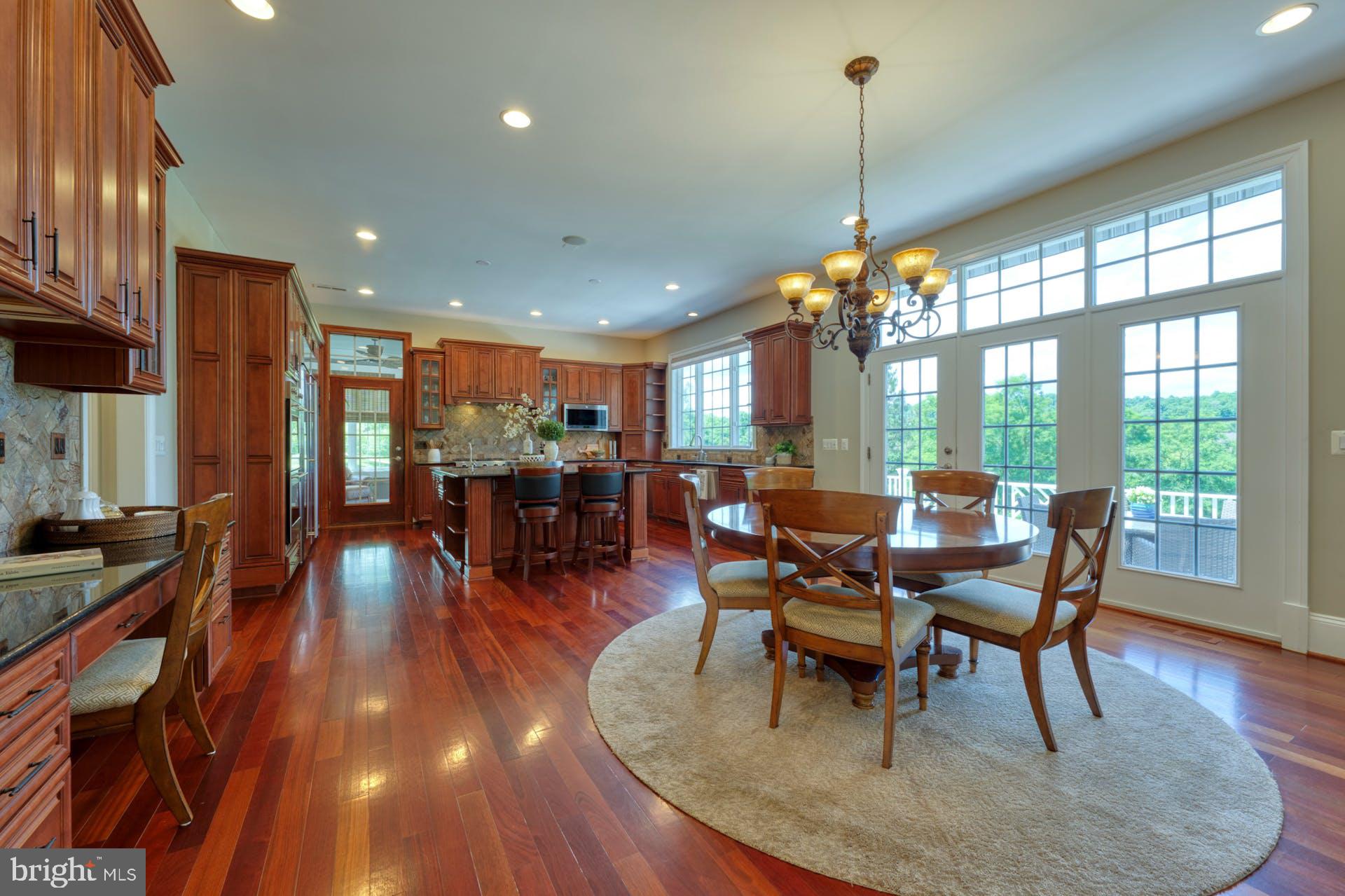 BEACON HILL - Residential