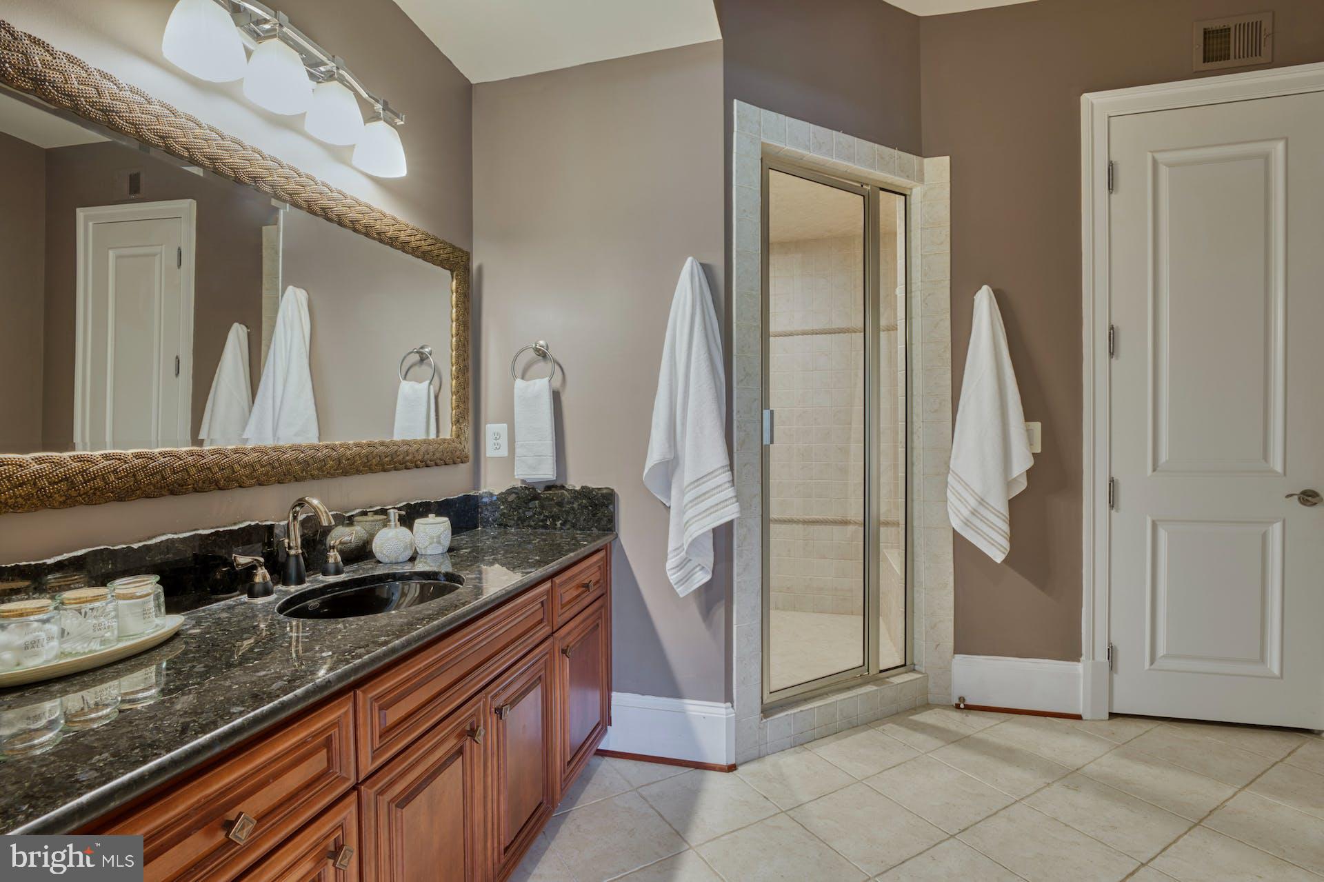 BEACON HILL - Residential