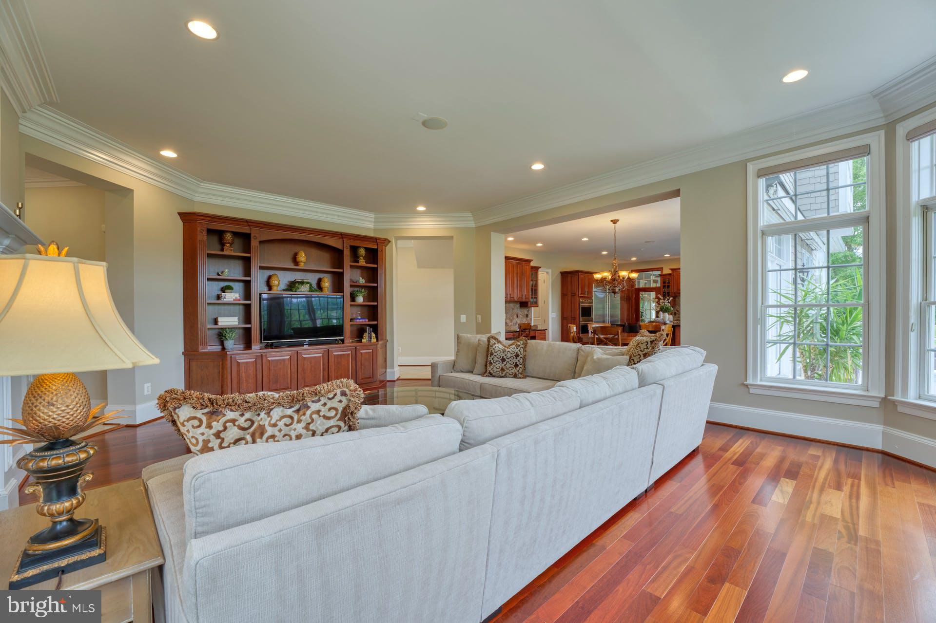 BEACON HILL - Residential