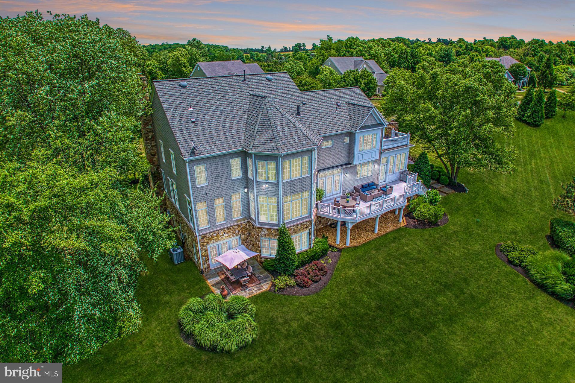 BEACON HILL - Residential