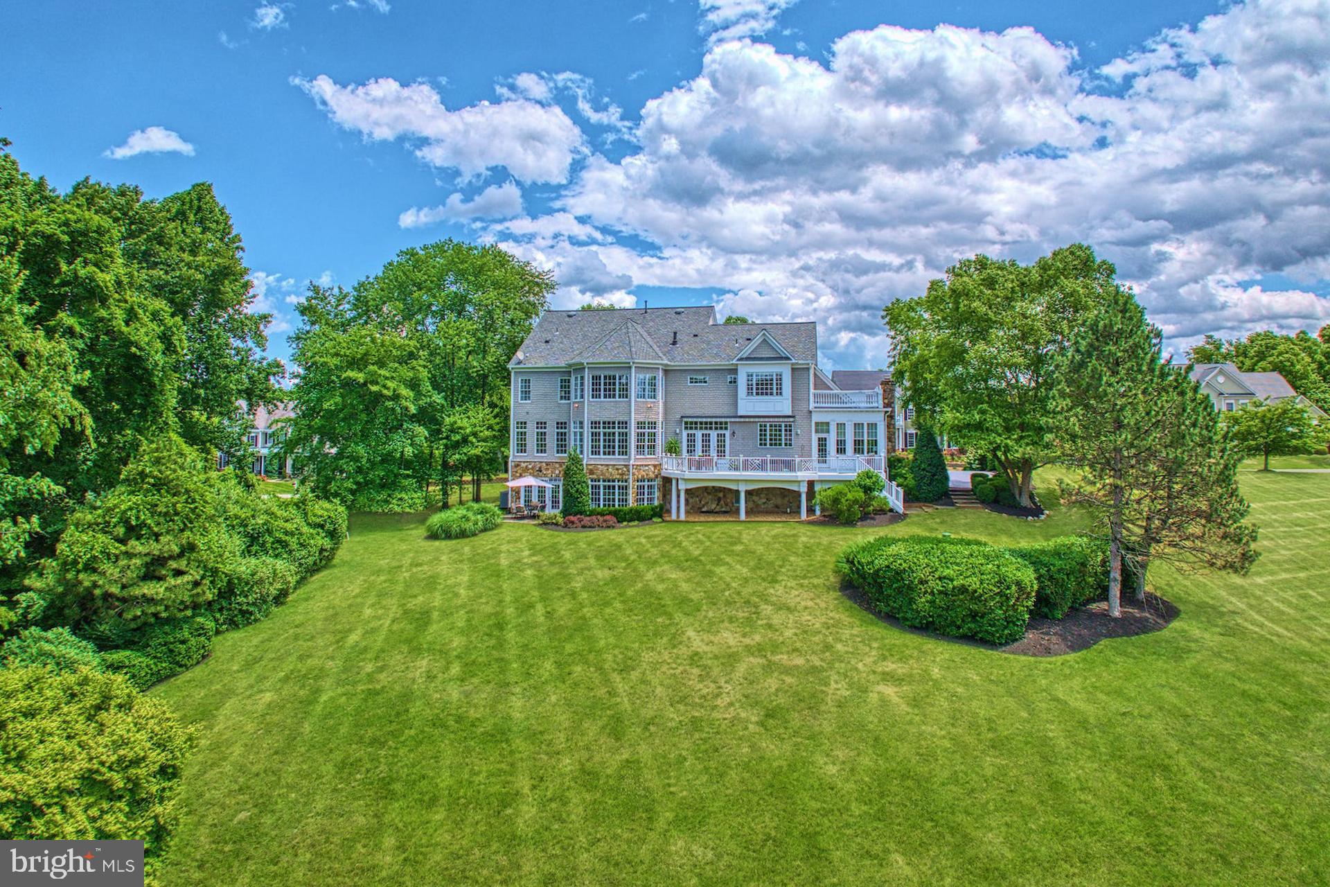 BEACON HILL - Residential