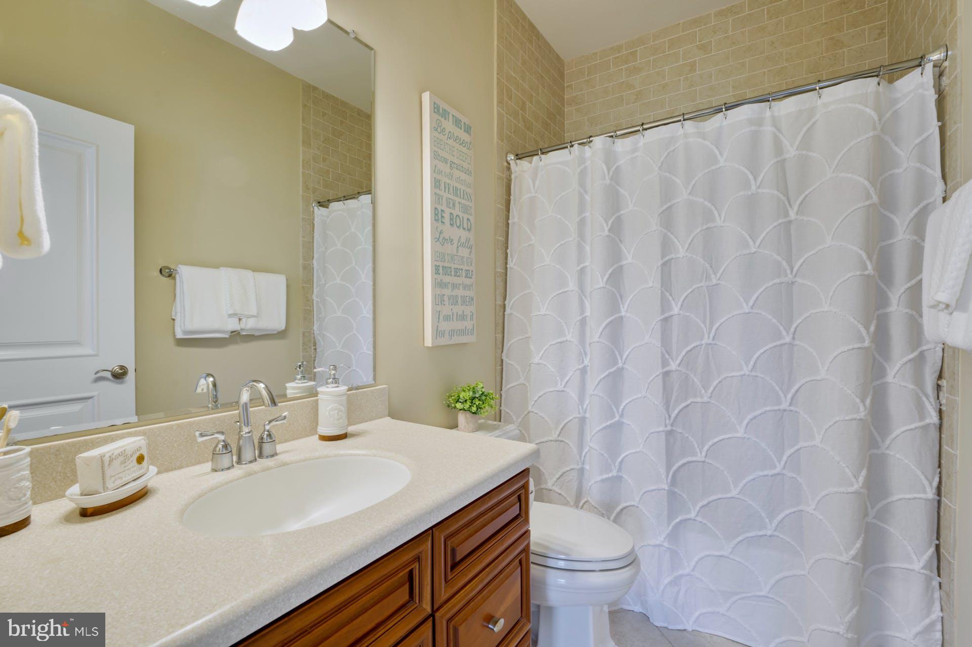 BEACON HILL - Residential