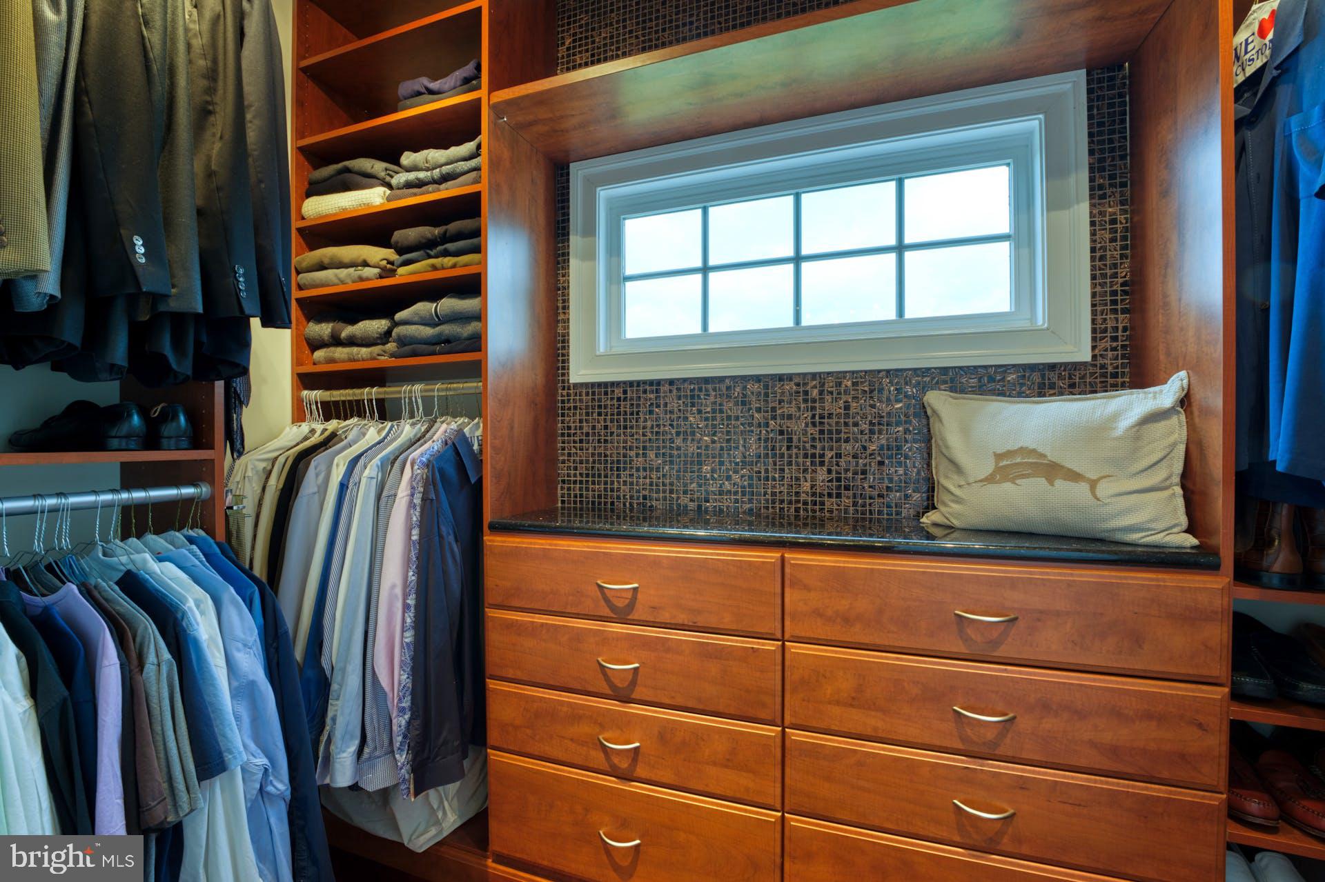 BEACON HILL - Residential