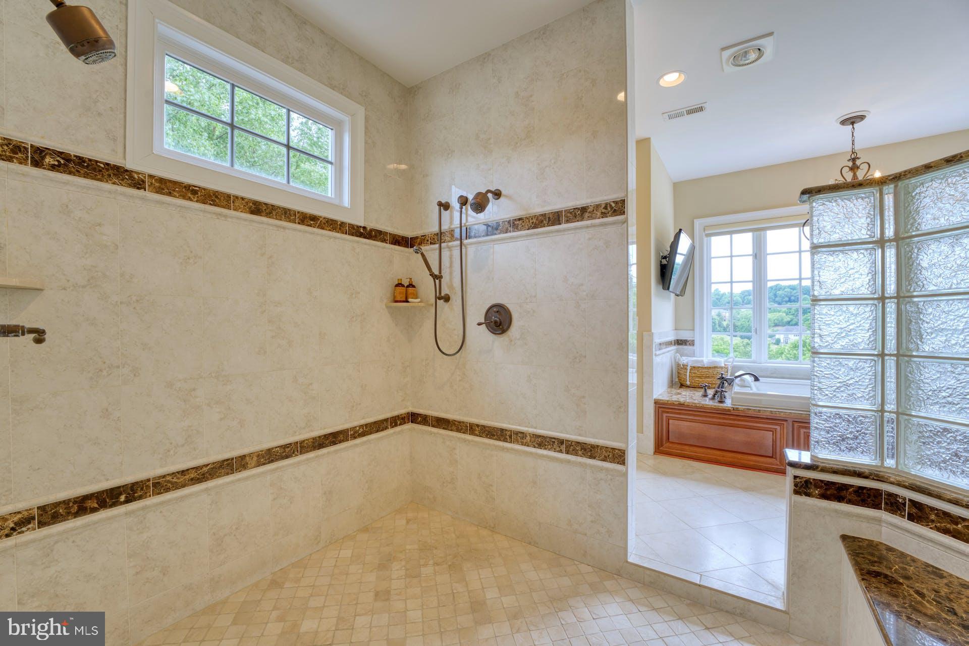 BEACON HILL - Residential