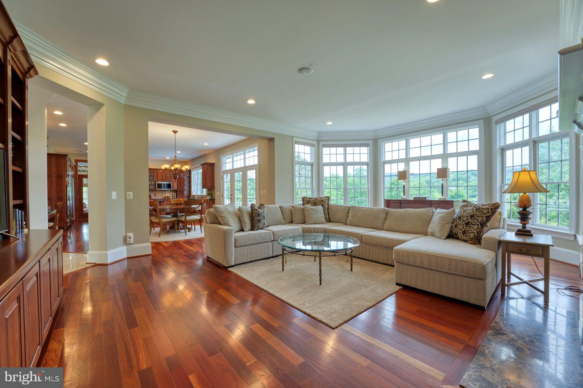 BEACON HILL - Residential