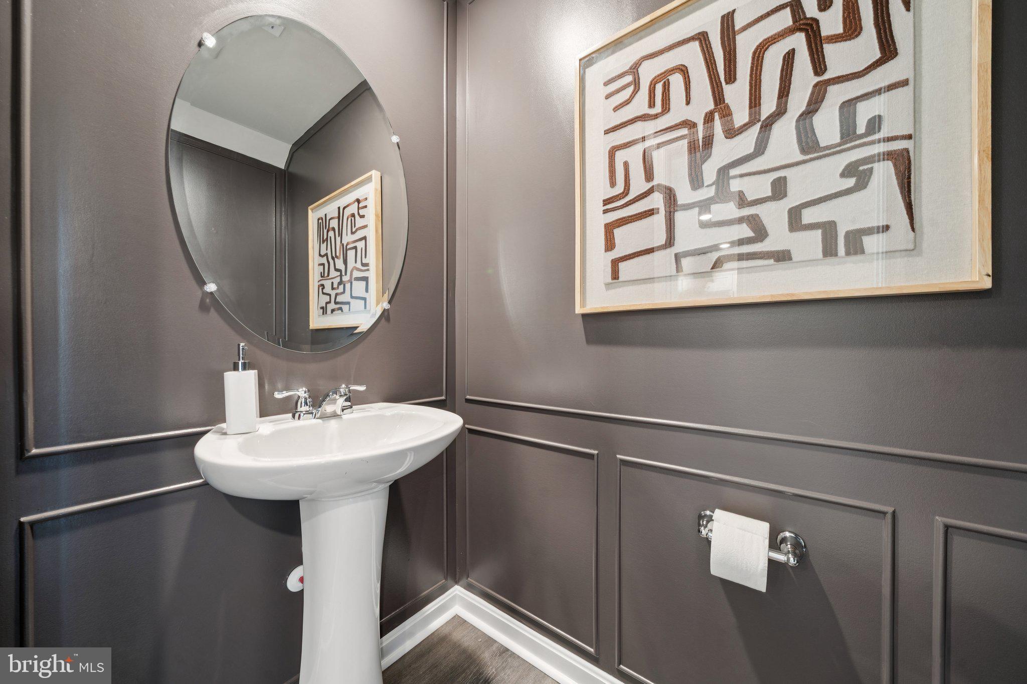 SUMMIT TOWNS - Residential