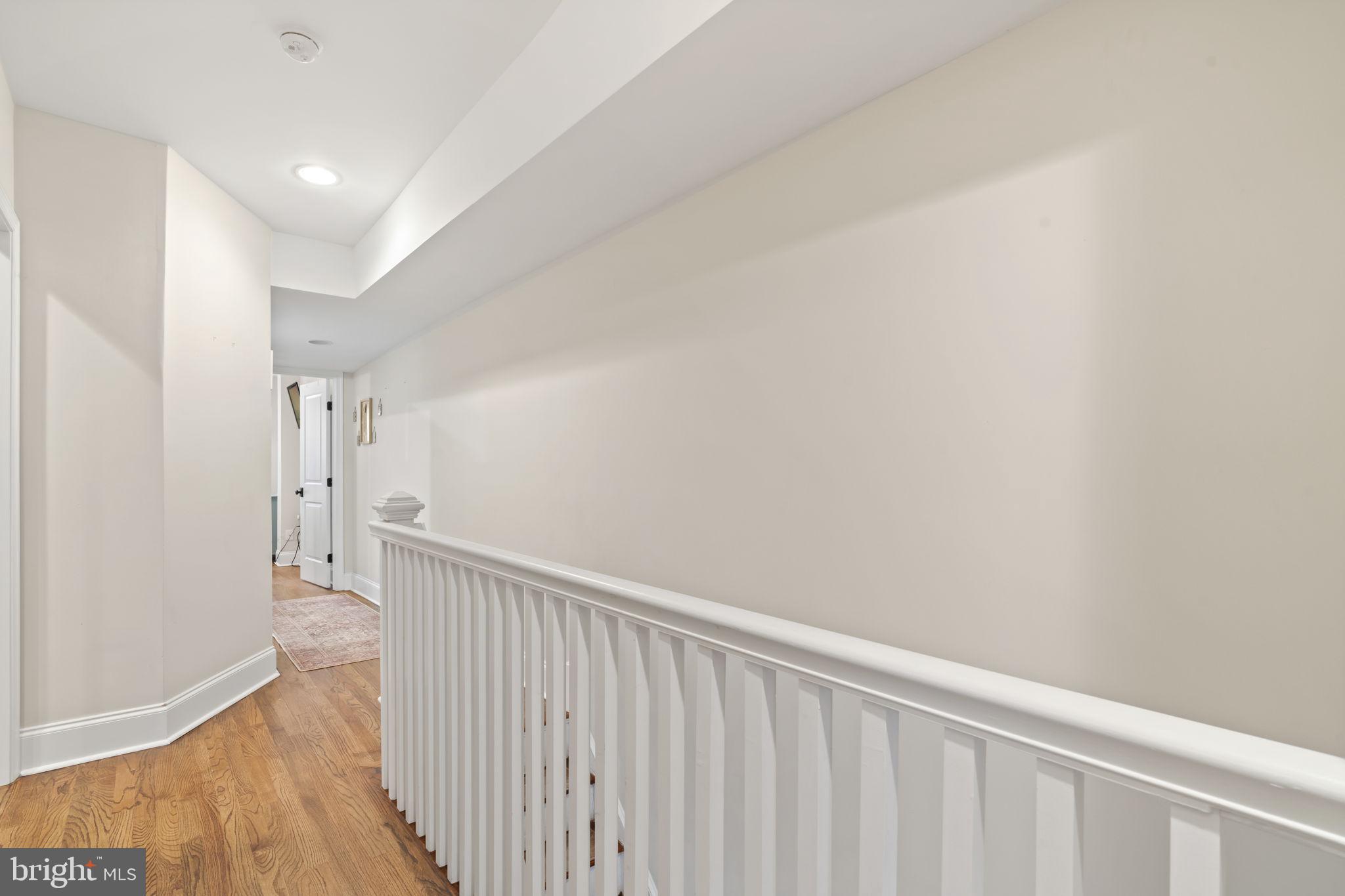 DICKINSON NARROWS - Residential