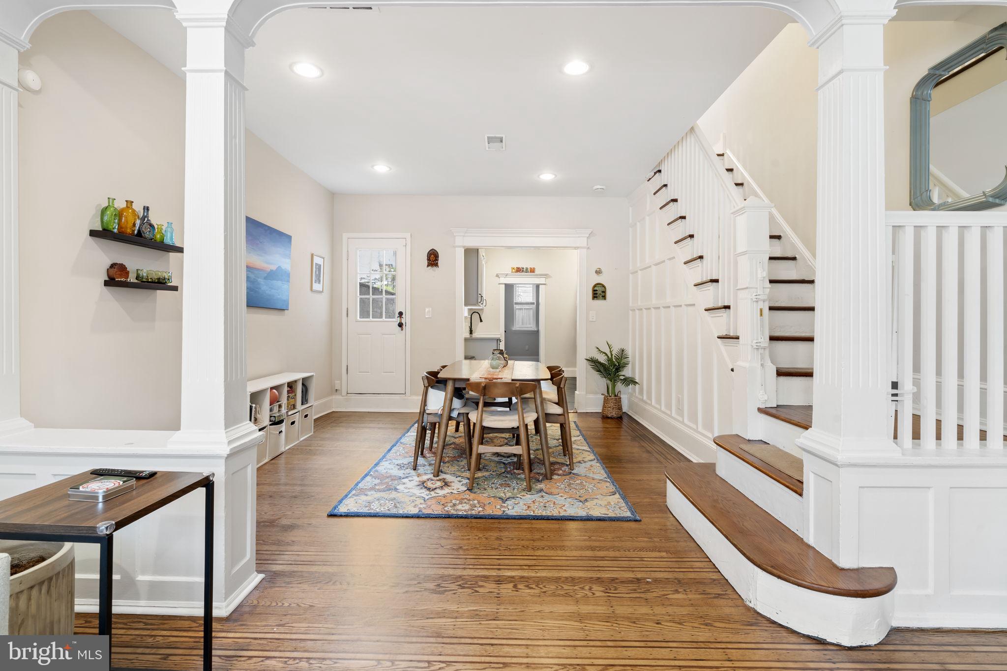 DICKINSON NARROWS - Residential