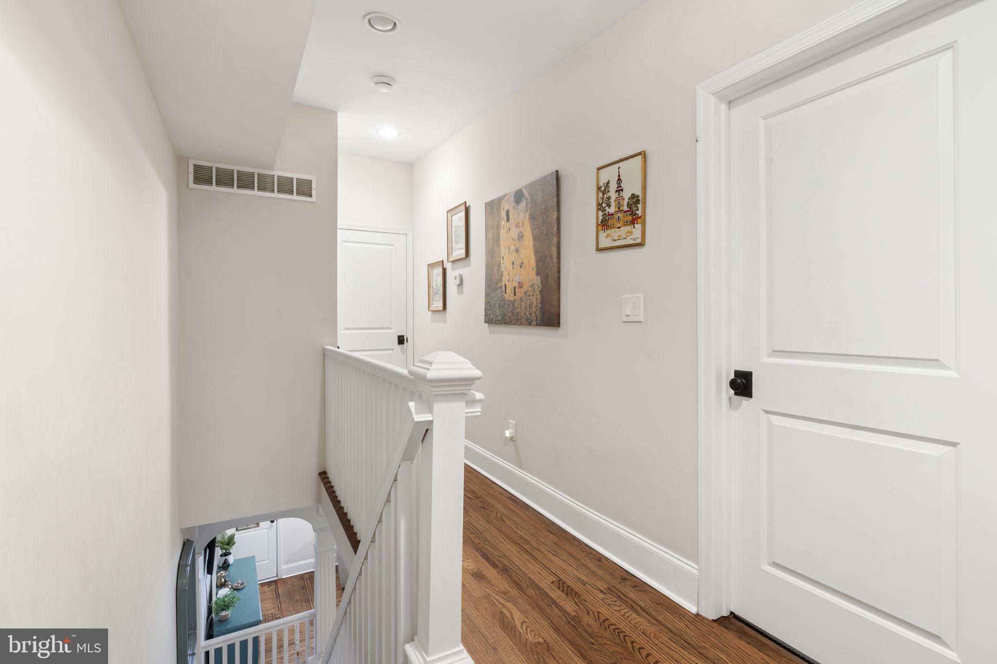 DICKINSON NARROWS - Residential