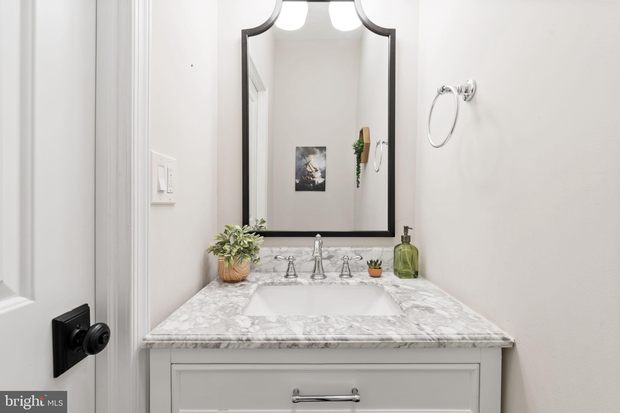 DICKINSON NARROWS - Residential