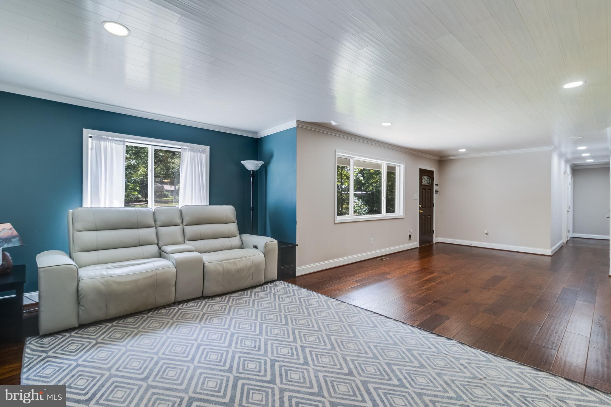 GARDEN ESTATES - Residential