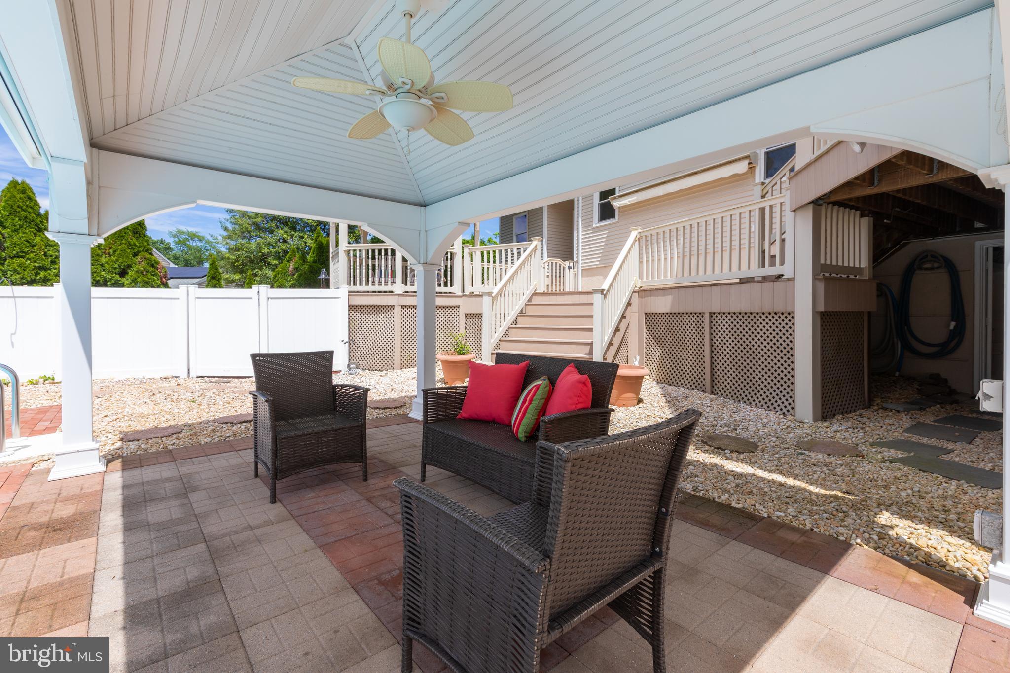 GARY TERRACE - Residential