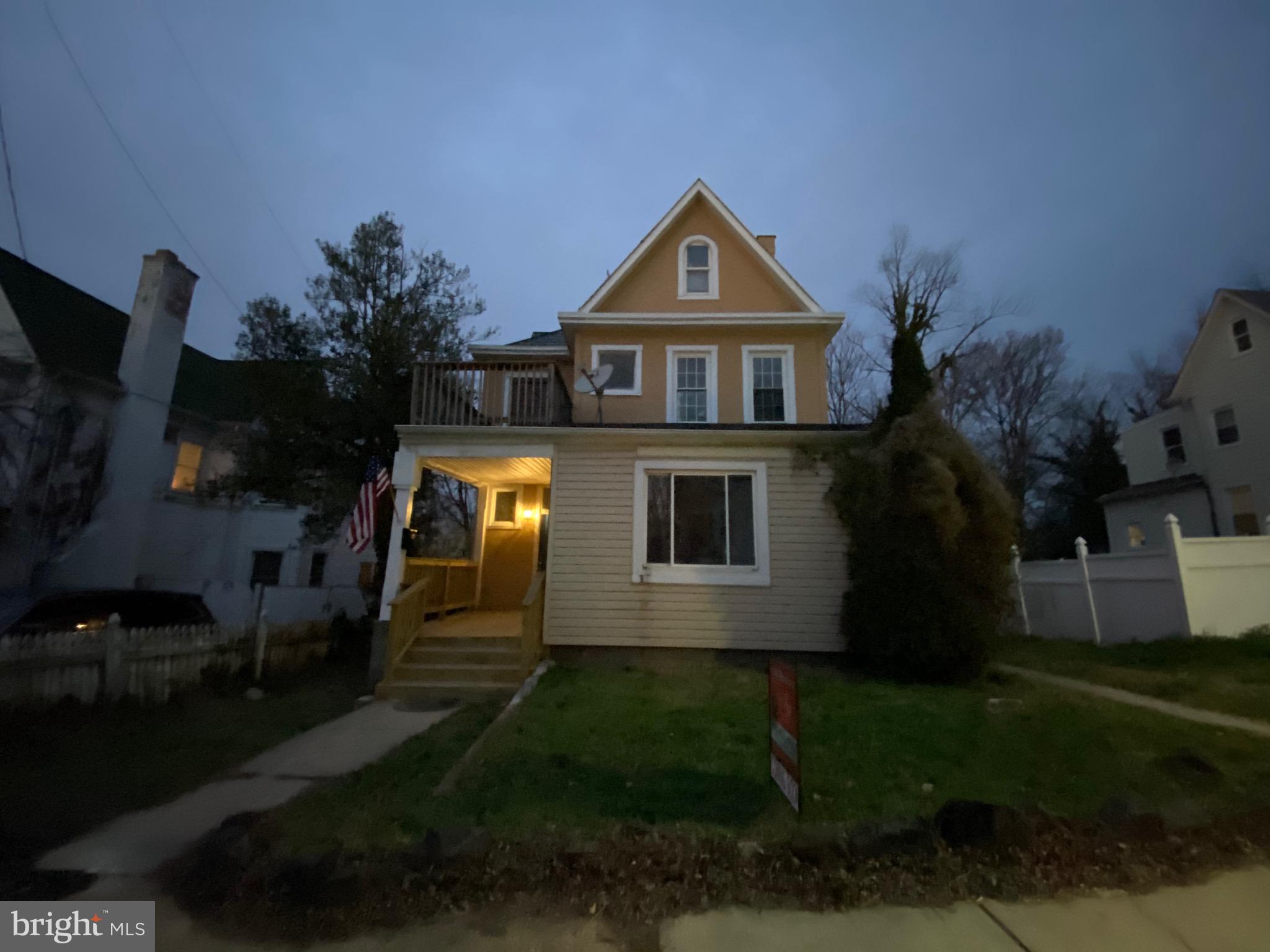 WAVERLY - Residential Income