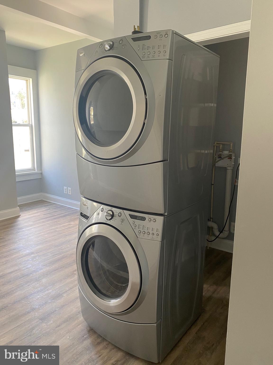 WAVERLY - Residential Income