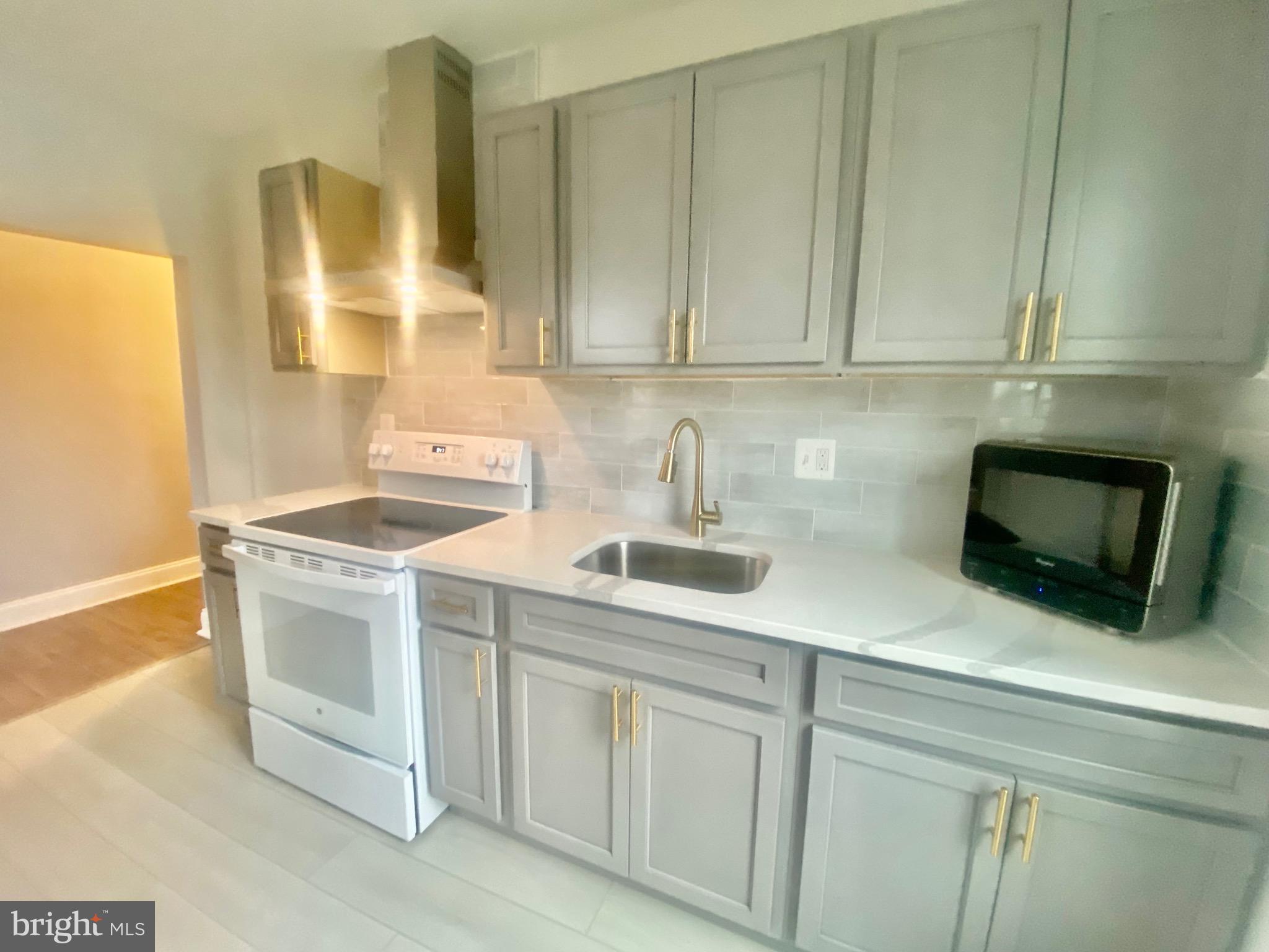 WAVERLY - Residential Income