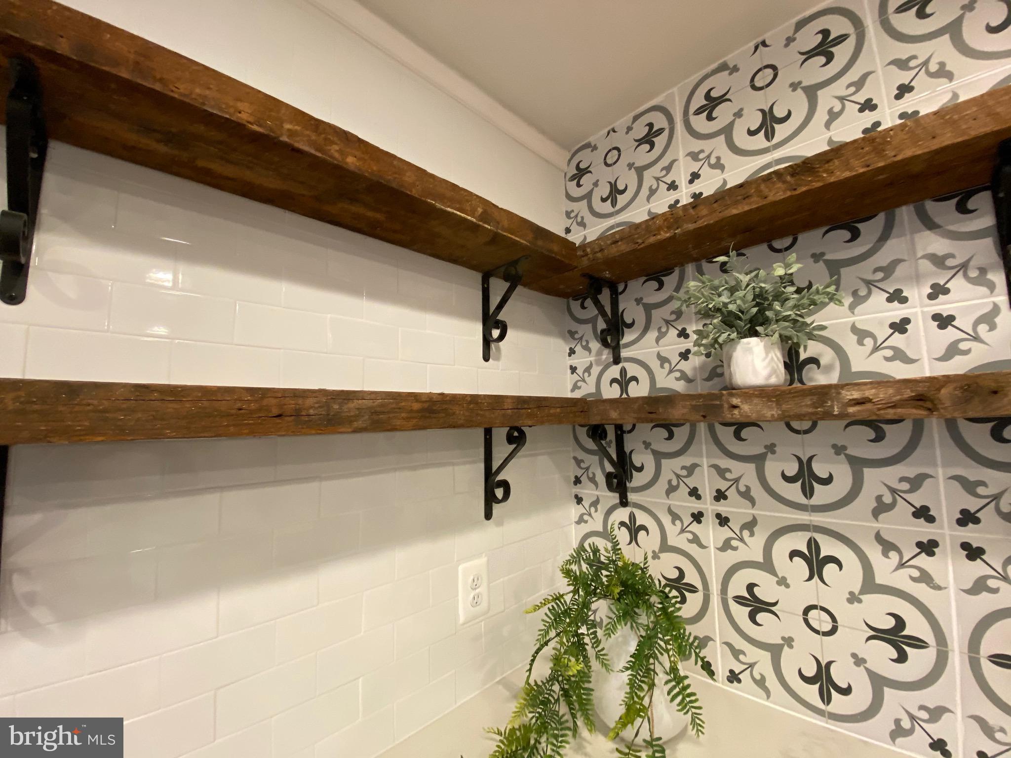 WAVERLY - Residential Income