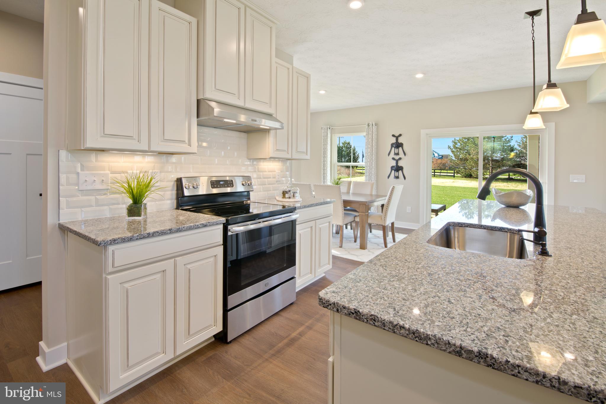 STRAY WINDS FARM - Residential