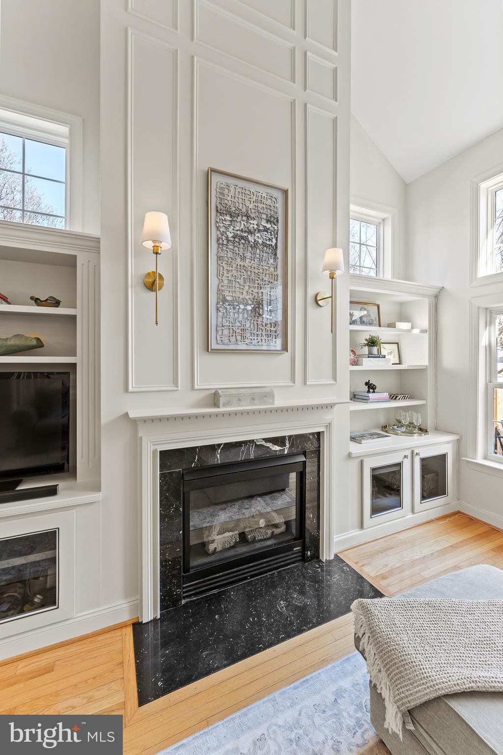 LANSDOWNE ON THE POTOMAC - Residential