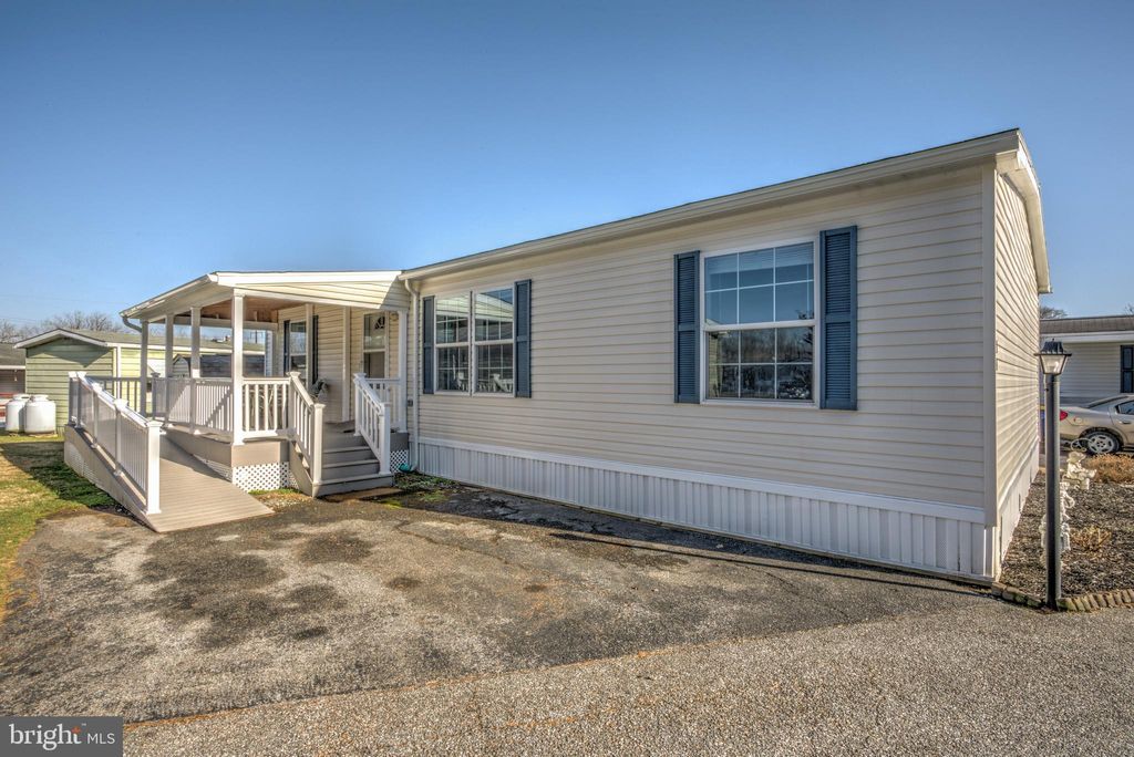 Photo of 20 JANIS RD, GORDONVILLE, PA 17529 (MLS # PALA2031332)