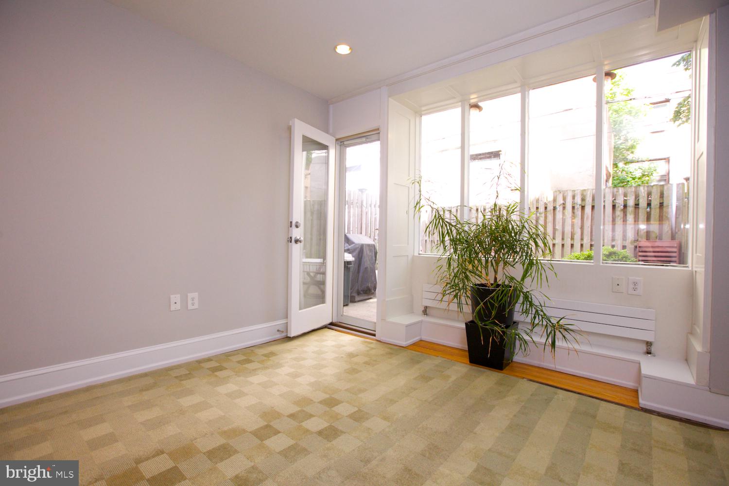 RITTENHOUSE SQUARE - Residential Lease