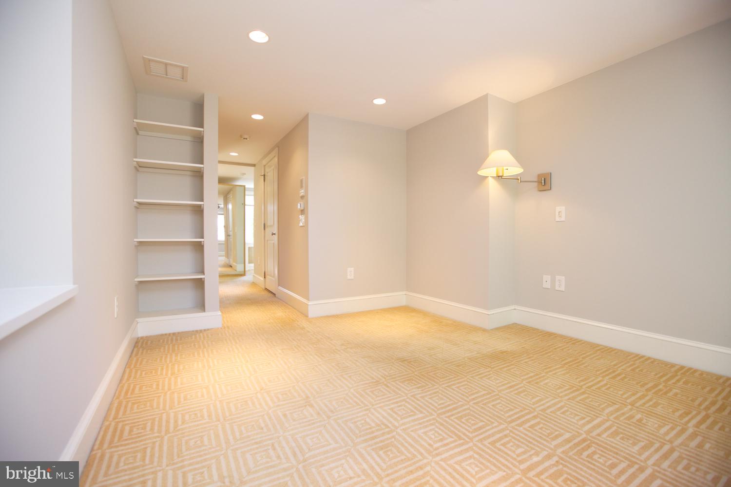 RITTENHOUSE SQUARE - Residential Lease