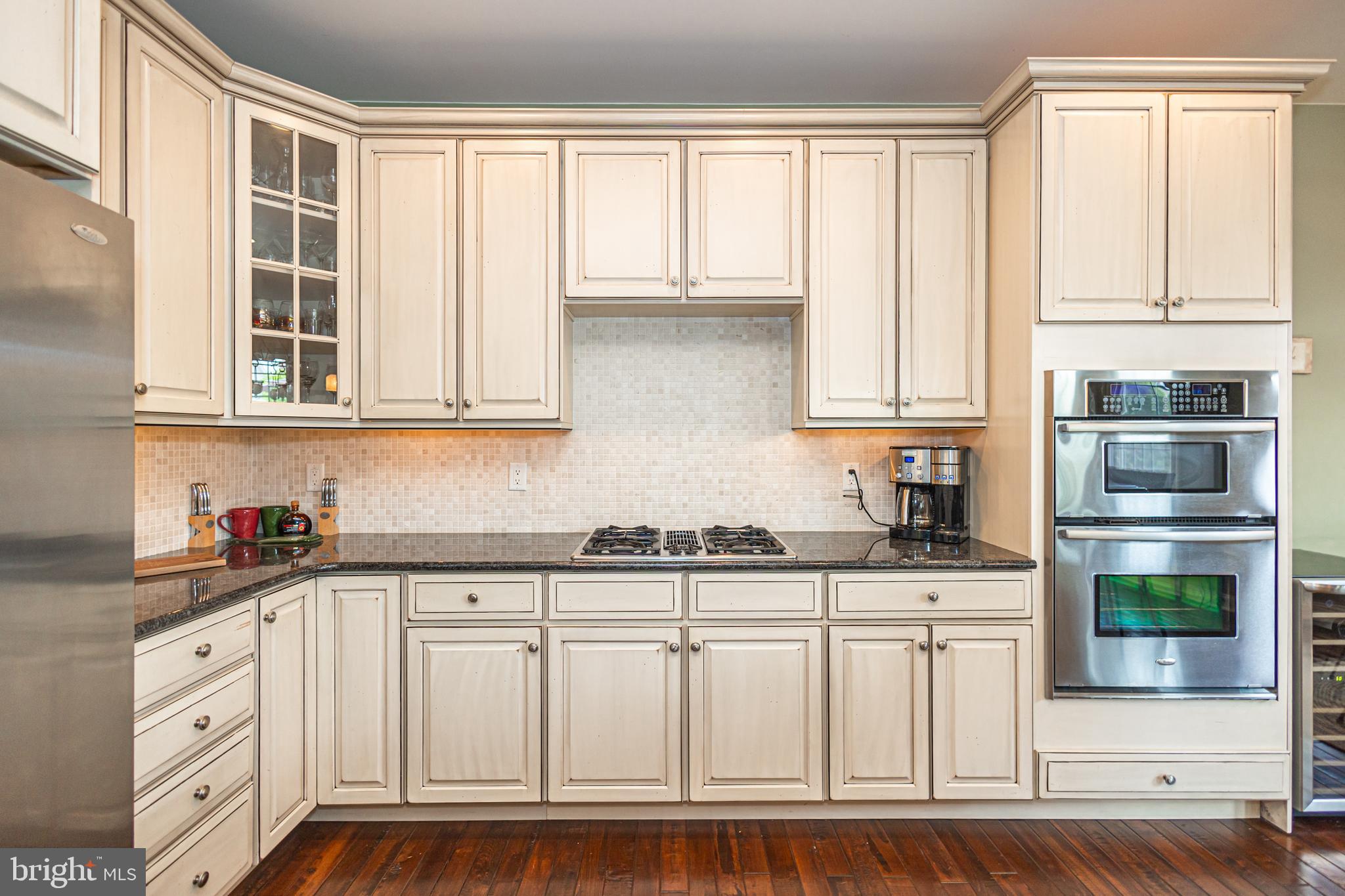 NEWTOWN WALK - Residential