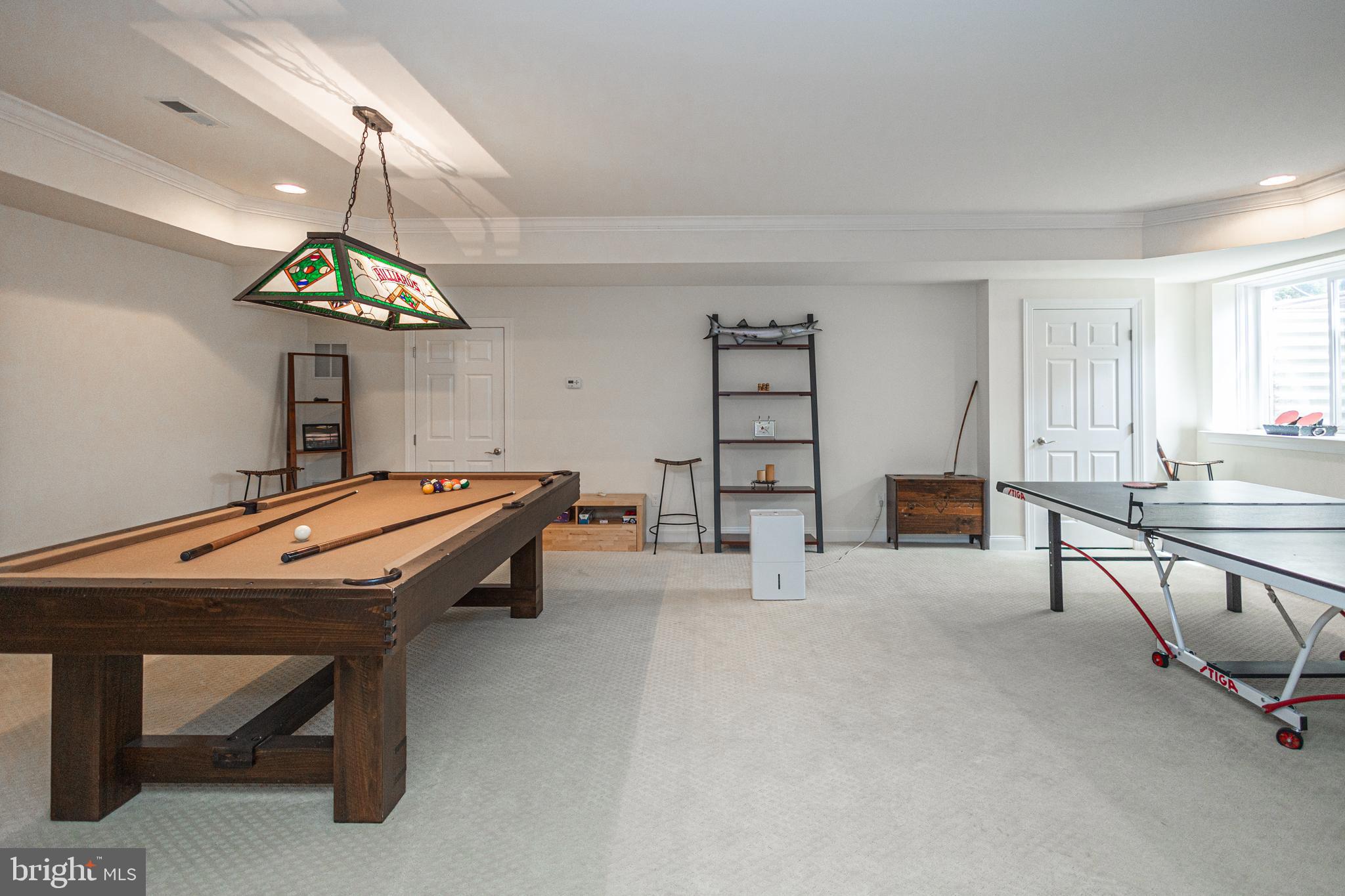 NEWTOWN WALK - Residential