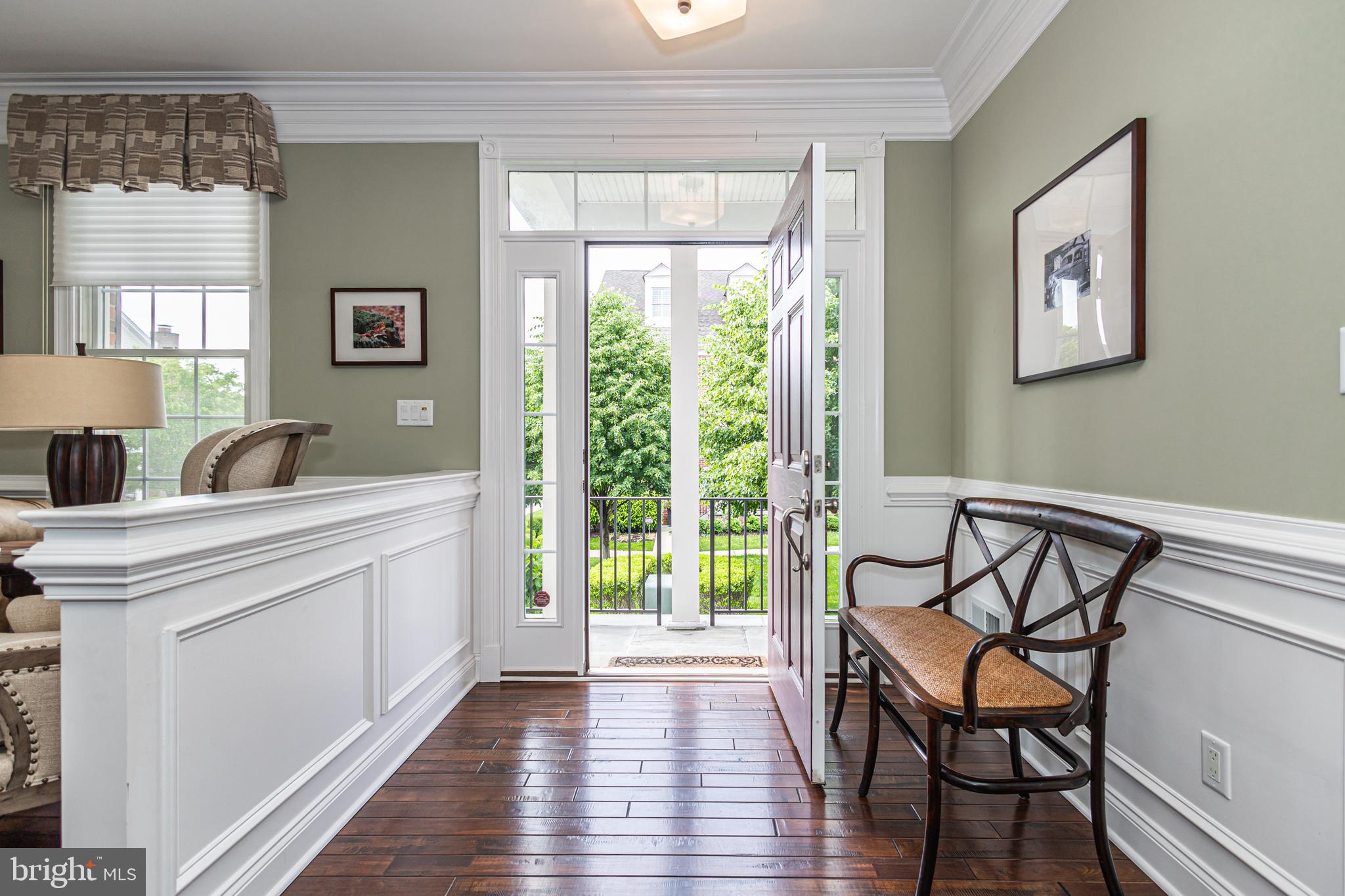 NEWTOWN WALK - Residential