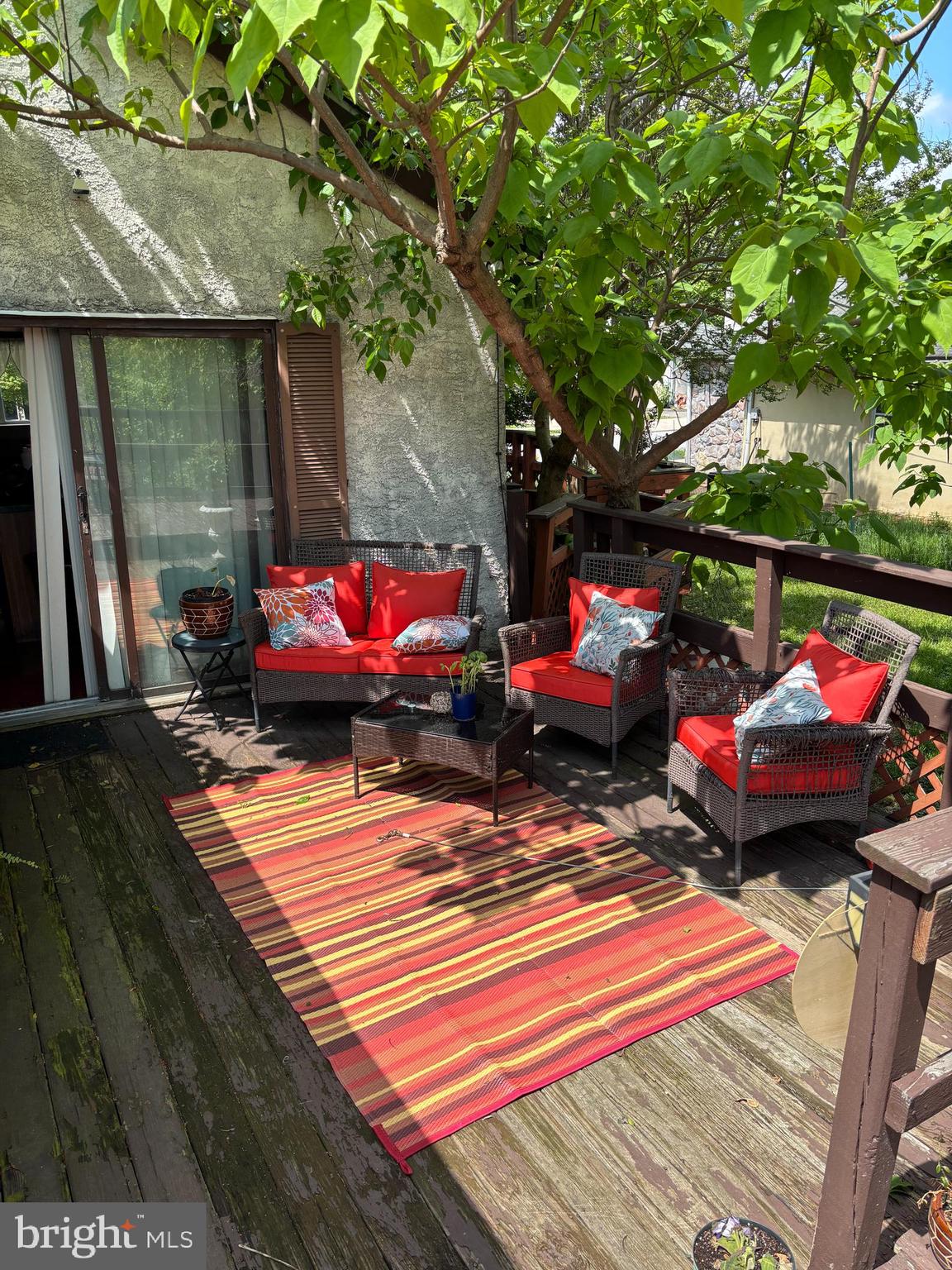 TWIN OAKS - Residential