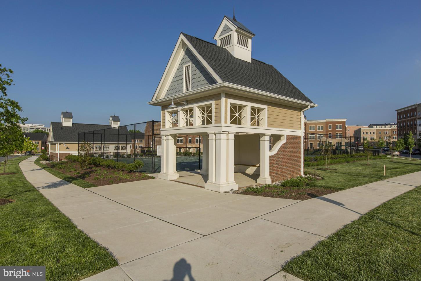 PARKLANDS AT WATKINS MILL - Residential