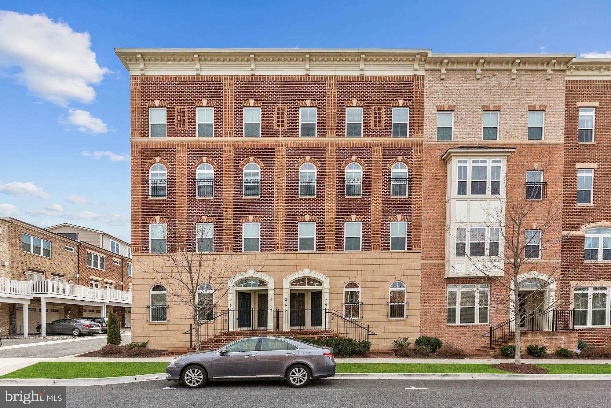 PARKLANDS AT WATKINS MILL - Residential