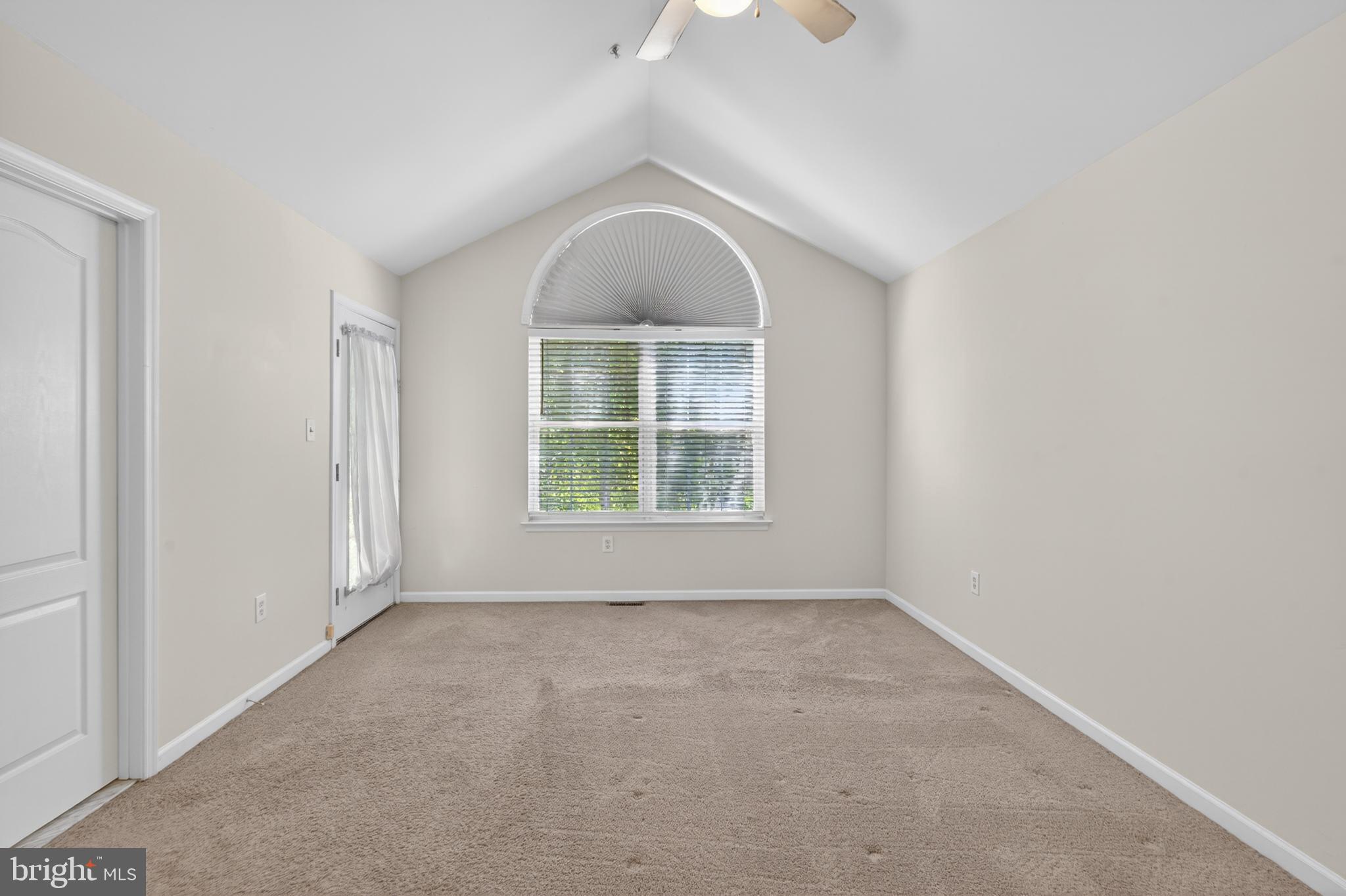 CHESAPEAKE CLUB - Residential