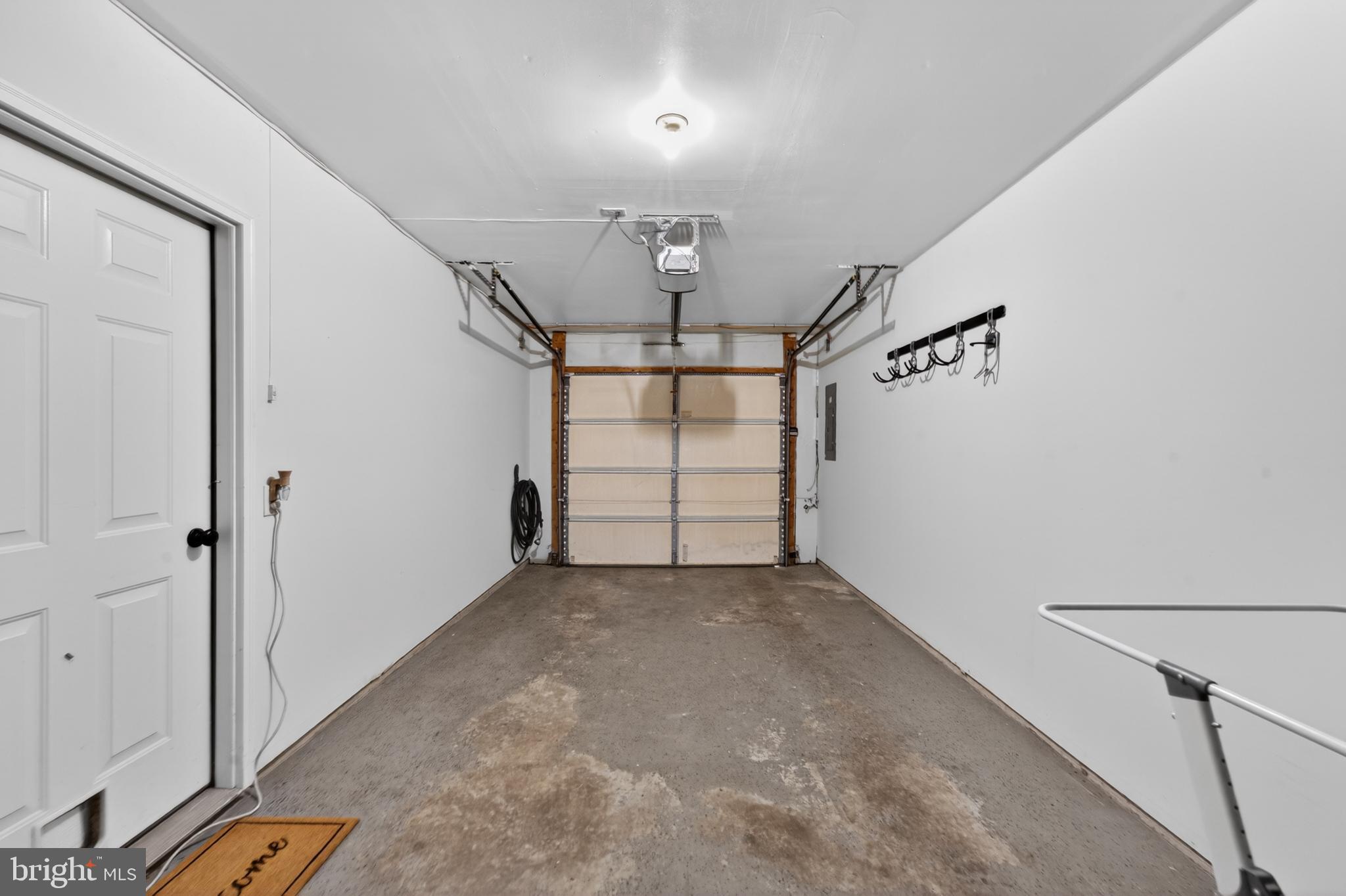 CHESAPEAKE CLUB - Residential