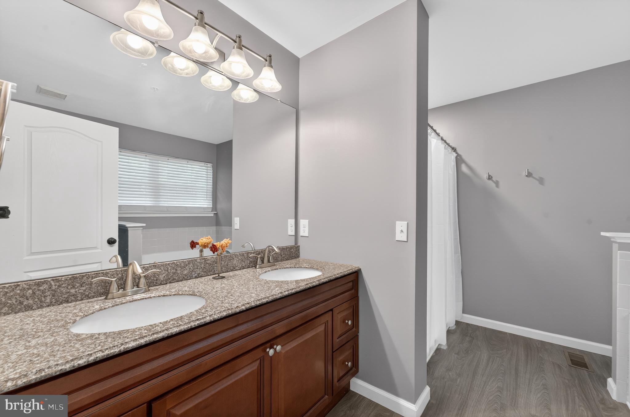 CHESAPEAKE CLUB - Residential