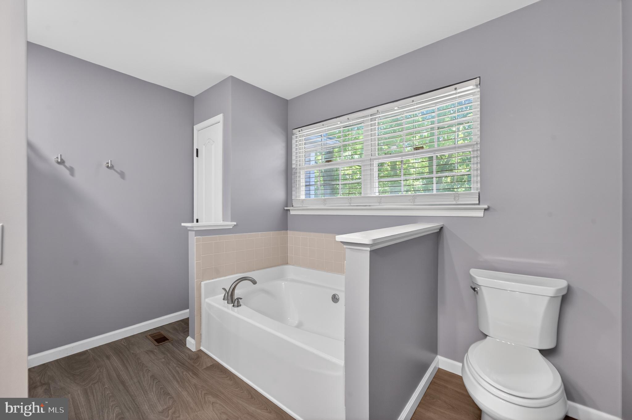 CHESAPEAKE CLUB - Residential