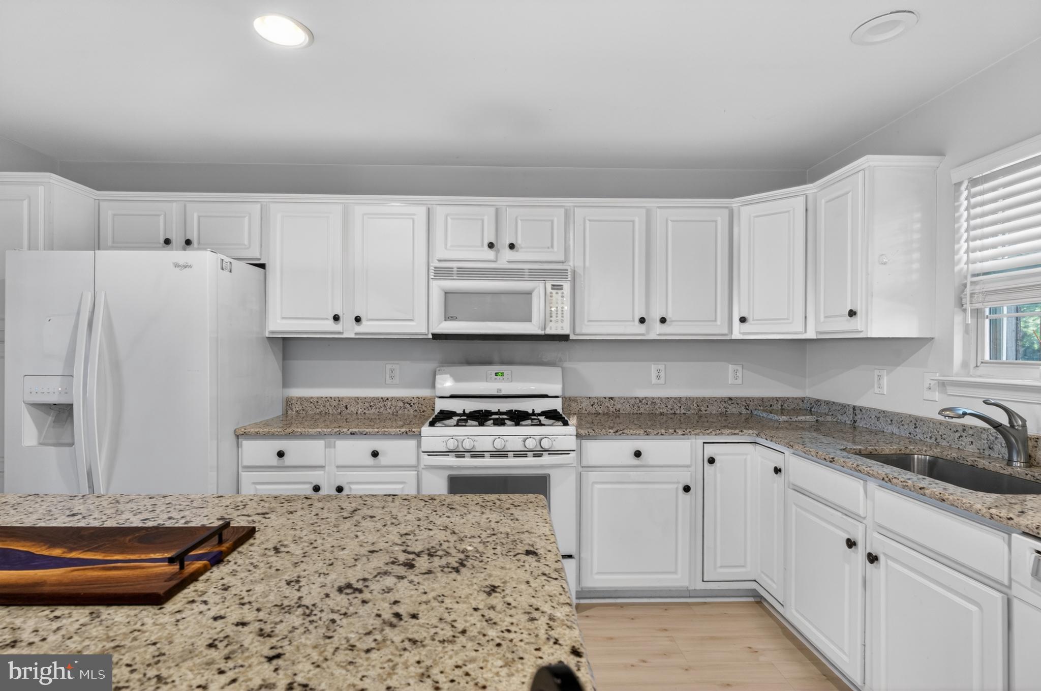 CHESAPEAKE CLUB - Residential