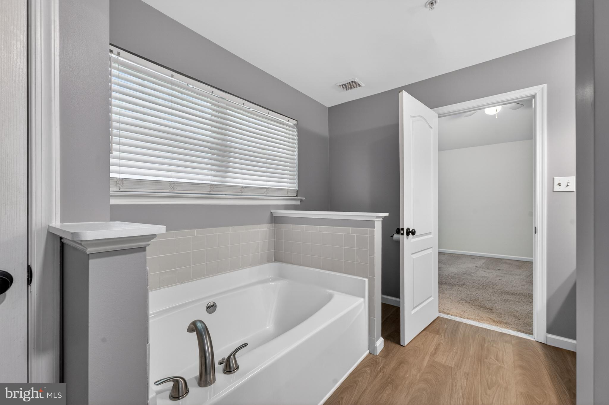 CHESAPEAKE CLUB - Residential