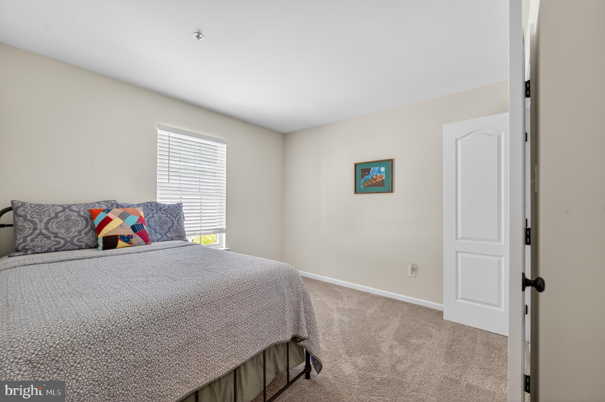 CHESAPEAKE CLUB - Residential