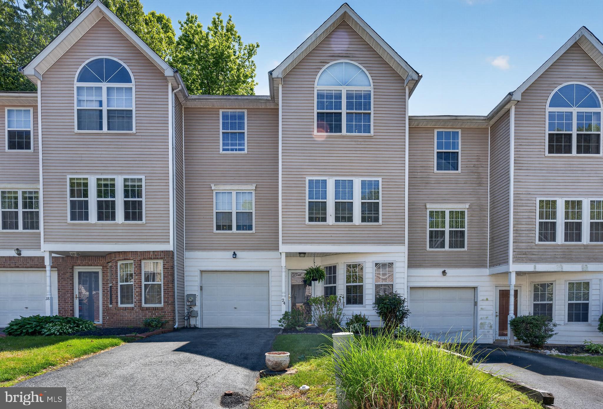 CHESAPEAKE CLUB - Residential
