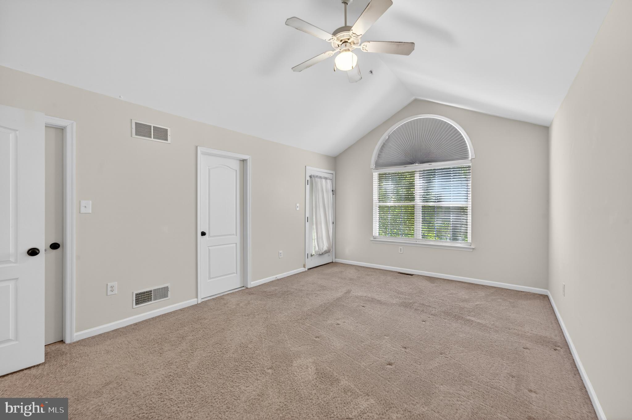CHESAPEAKE CLUB - Residential