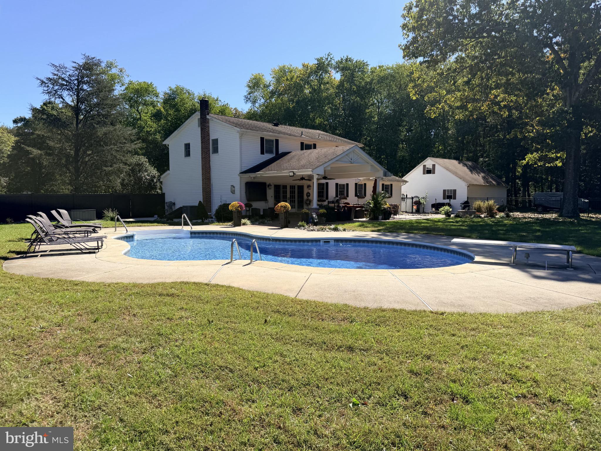 586 CENTERTON ROAD