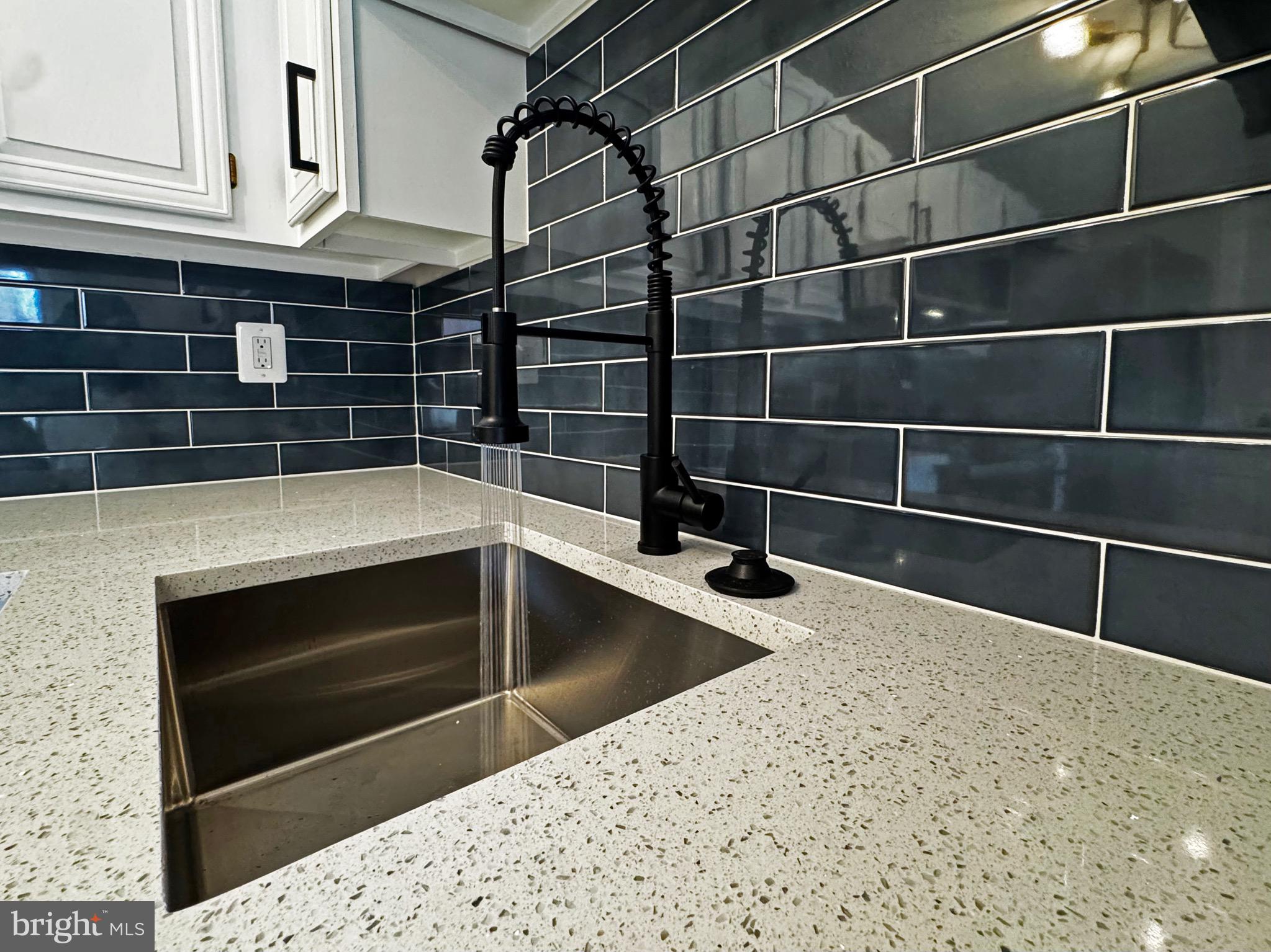 12205 PEACH CREST DRIVE 902-H