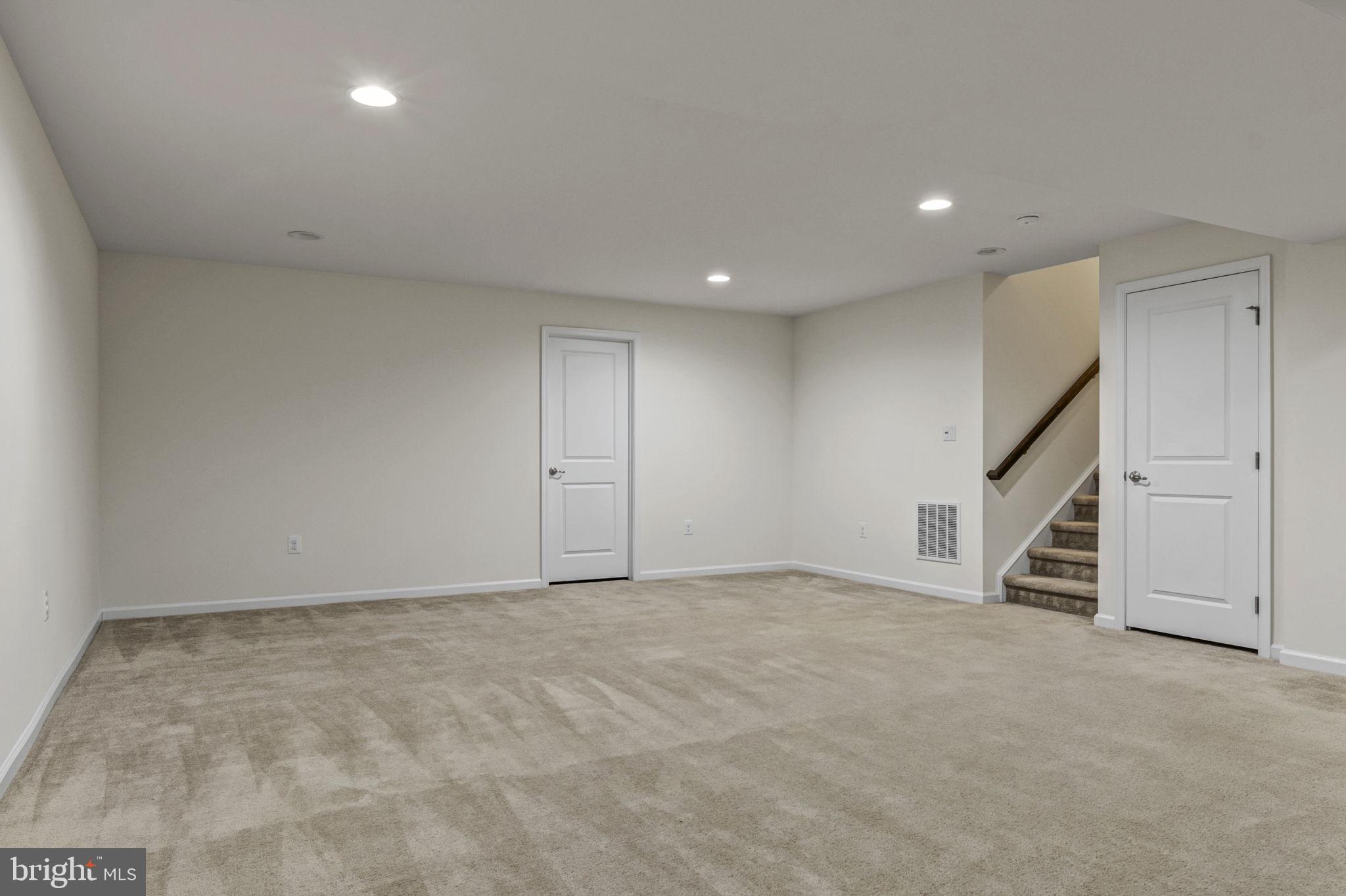 LEES PARKE - Residential