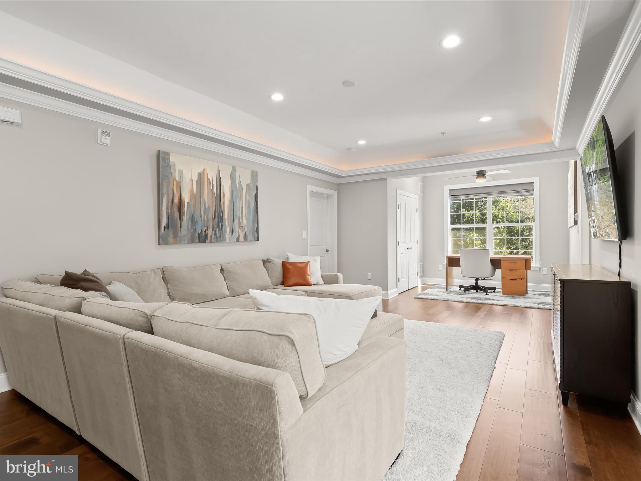 RIVERHILL - Residential